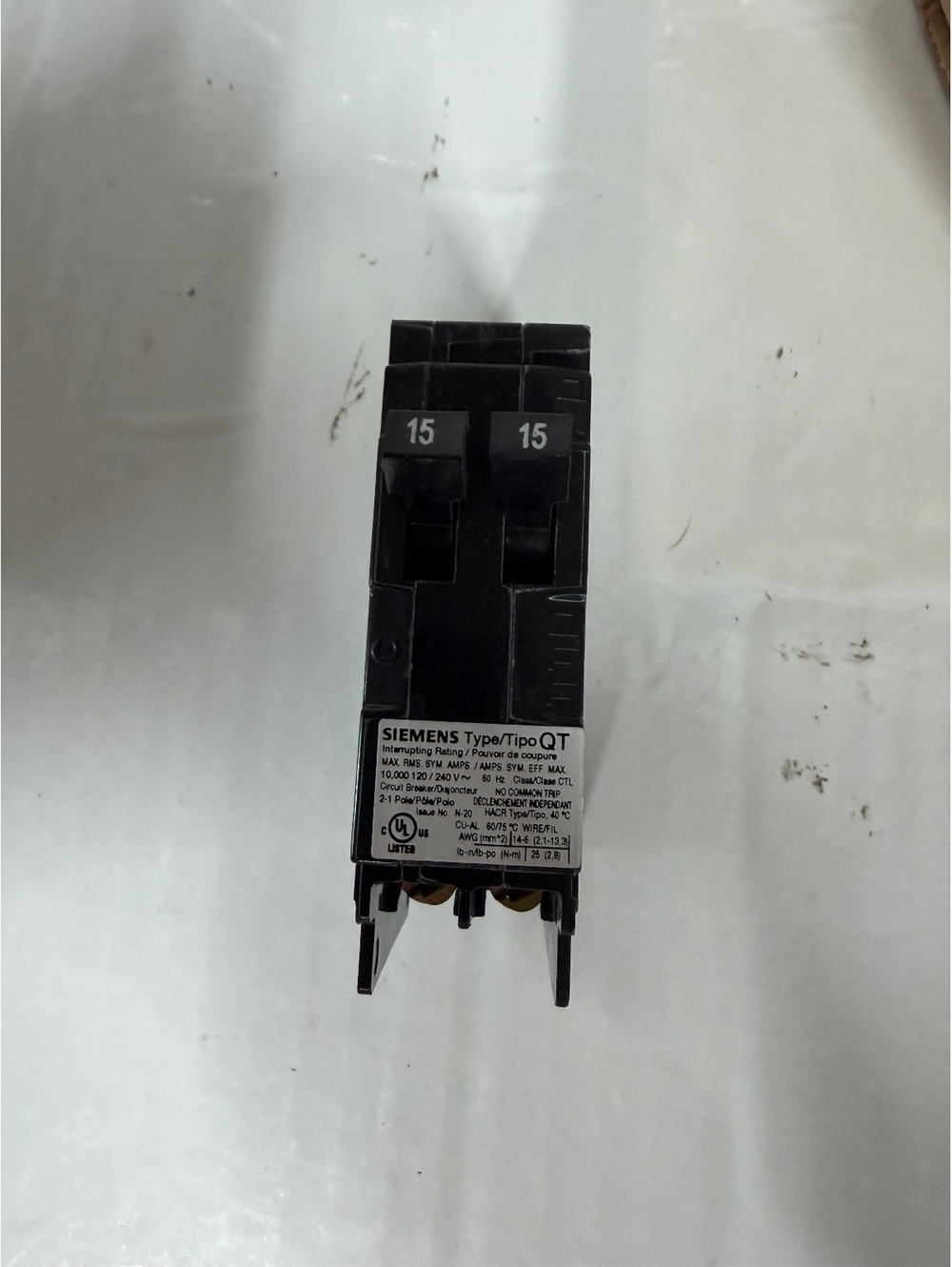 Siemens Type QT 15 Amp Double Pole Circuit Breaker